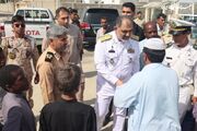 نیروی دریایی ارتش به داد سیل زدگان سیستان و بلوچستان رسید +فیلم