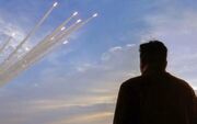 پرتاب همزمان ۱۸ موشک توسط کره شمالی