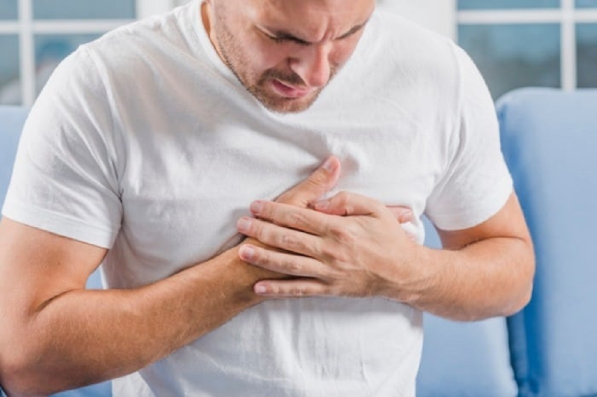 چند دلیل برای جدی گرفتن درد قفسه سینه هنگام تنفس