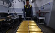 قیمت طلا برای سومین هفته متوالی کاهش یافت
