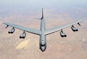 تجهیز بمب‌افکن غول‌پیکر B-52 به موتورهای رولزرویس / غول جنگ سرد تا ۱۰۰ سال پرواز خواهد کرد