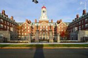 عکس/ مجسمه جرج واشنگتن دانشگاه هاروارد بعد از اعتراضات!