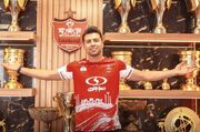 مهری:‌ نتوانستم پیشنهاد تیم بزرگ پرسپولیس را رد کنم!