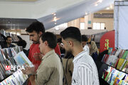 گزارش تصویری/ بازدید دانشجویان پسر دانشگاه علوم پزشکی مازندران از سی و پنجمین نمایشگاه بین المللی کتاب تهران