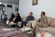 دیدار جمعی از مسئولان دانشگاه علوم پزشکی زنجان با خانواده "شهید امیدعلی امامی"