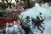 حمله معترضان خشمگین به سفارت رژیم صهیونیستی در مکزیک+ فیلم