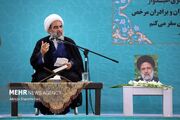 امام خمینی(ره) انقلاب را با نگاه به قرآن و اسلام گسترش داد