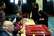 حضور پرشور مردم شیرکوه پای صندوق‌های رای