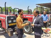 واگذاری 8 دستگاه تراکتور به مددجویان امام خمینی (ره) شهرستان علی آبادکتول