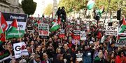 هزاران نفری در لندن در حمایت از فلسطینیان تظاهرات کردند