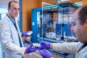 ساخت پانسمان نابودگر باکتری بدون آنتی‌بیوتیک توسط دانشمند ایرانی