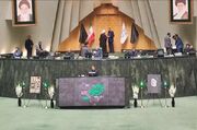 مجلس در سوگ رئیس‌جمهور شهید