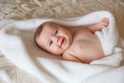 نوزاد عجول در حیاط هلال احمر قوشچی به دنیا آمد + عکس