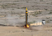 جدیدترین موشک بالستیک ایران با نام «خیبر» رونمایی شد+فیلم/ کنترل وضعیت و اصلاح مسیر سرجنگی در خارج از جو از ویژگی‌های این موشک است