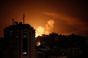 بمباران منزل ۲ تن از رهبران حماس در نوار غزه/ حزب الله لبنان هم وارد نبرد با اسرائیل شد