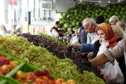 توزیع روزانه میوه و صیفی در میدان مرکزی به ۲۲ هزار تن رسید