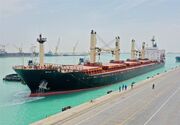 ‌پهلودهی کشتی حامل کالای اساسی در بندر شهید رجایی