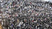 جشن بزرگ محفلی‌ها همزمان با میلاد بانوی کرامت در قم برگزار شد/رهایی ده‌ها کبوتر به امید آزادی قدس شریف در جشن محفل