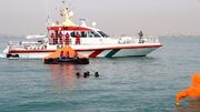 نجات ۲ سرنشین قایق صیادی مفقود شده در آب‌های محدوده خارگ