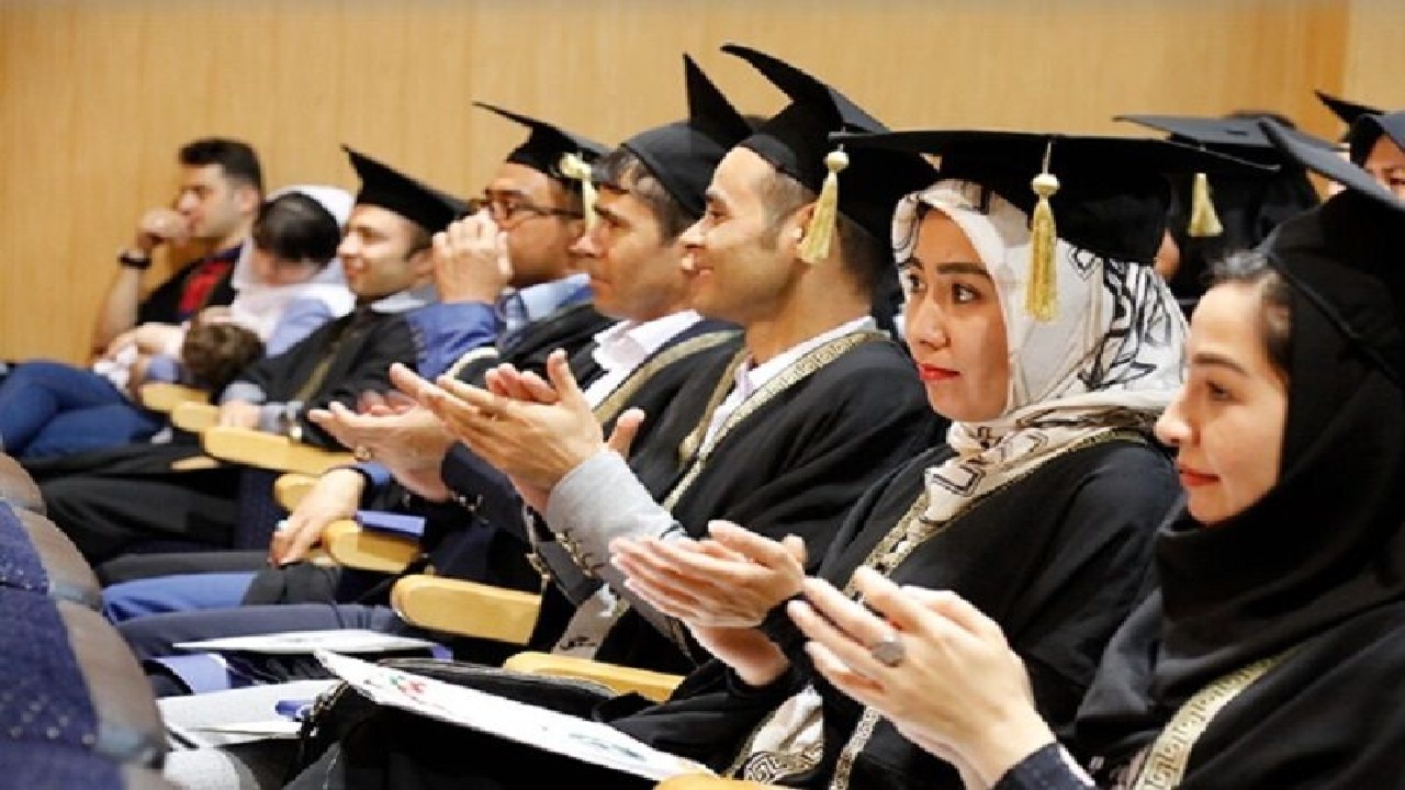 یک هزار دانشجوی خارجی در دانشگاه لرستان تحصیل می‌کنند یک هزار دانشجوی خارجی در دانشگاه لرستان تحصیل می‌کنند