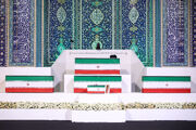 ادای احترام هیات‌های بین‌المللی به پیکر رهبر شهید انقلاب ایران