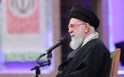 رهبر انقلاب: داغدار خون‌های ریخته‌شده در فتنه دی‌ماه هستیم/ کودتا، زیر پای ملت ایران له شد/ خطرناک‌تر از ناو، سلاحی است که آن را به قعر دریا می‌فرستد