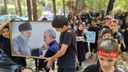 کلاس مهد کودکان در میان آوار خانه شهدای کودک برگزار شد +عکس