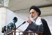 پنجاه کشور متحد شدند و گروه تروریستی داعش را ایجاد کردند، اما فتوایی پنج‌خطی این توطئه را سرنگون کرد