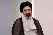 رهبر انقلاب در پاسخ به نامه‌های دانشجویان: تا رسیدن به قلّه‌های پیشرفت هم‌عهدیم