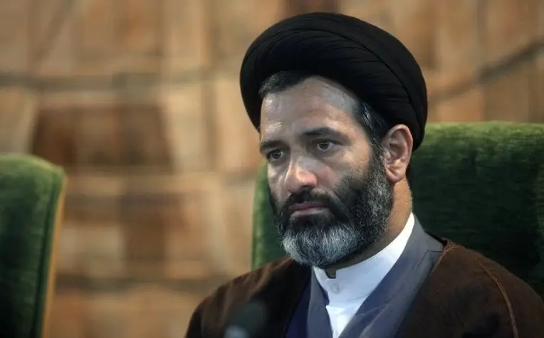 فشار تحریم‌های دریایی و بحران نقدینگی؛ صنعت خودرو در مسیر نجات