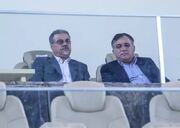 قفل جدید روی پنجره بسته استقلال