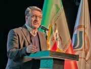 تئاتر؛ صحنه روایت فرهنگ ایثار و شهادت در جشنواره سراسری فجر