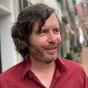 روزنامه نگار مشهور آمریکایی: به جای اسرائیل به فکر مردم آمریکا باشید