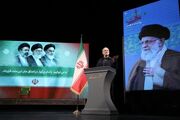 پزشکیان: وحدت و انسجام داخلی مهم‌ترین سد در برابر توطئه‌های دشمن است/ ایران با عزت از بحران‌ها عبور خواهد کرد