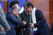 از کافه کارآفرینی تا خط تولید انبوه؛ وقتی دانشگاه آزاد «تئوری» را به «صنعت» گره می‌زند