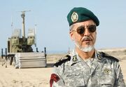 دریادار سیاری: دشمن جرئت ندارد یک تفنگدار در ساحل ما پیاده کند