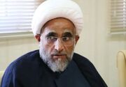 حضور ۲۴۰۰ نفر از دانشجویان، استادان و کارمندان دانشگاه آزاد چهارمحال و بختیاری در سی امین دوره مسابقات سراسری قرآن و عترت(ع)
