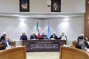 نباید از نفوذ دشمن و تلاش آن برای مخدوش کردن انسجام ملی و از ارزش‌های اسلامی، غفلت کنیم