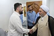 دیدار مسؤول نمایندگی ولی فقیه در سپاه تهران با خانواده‌های شهدا و جانبازان سرباز جنگ رمضان