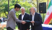 اعطای دومین آئین اهدای جایزه کریم به دانشجویان نخبه