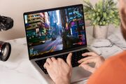 اپل پس از سال‌ها مقاومت برای رونمایی از نخستین مک‌بوک لمسی آماده می‌شود