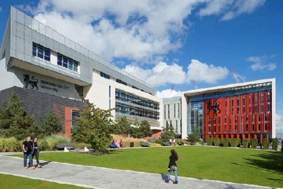 پیشنهاد بحث‌برانگیز دانشگاه بیرمنگام: حذف امتحان‌ها به نام استعمارزدایی