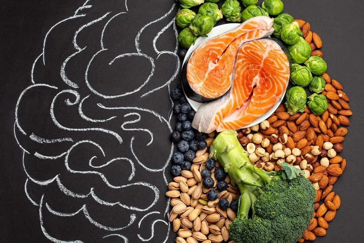 غذاهایی که ریسک ابتلا به بیماریهای روانی را بالا میبرند