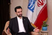 آذری جهرمی: بجای این بازی های سیاسی؛ ترمز ارز را بکشید!