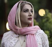 ساغر عزیزی: به جرم داشتن لوازم آرایش، شوهرم جورابش را کرد در دهانم و از من اعتراف گرفت