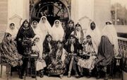 روایتی متفاوت از زنان دوره قاجار!