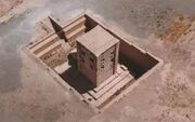 نقش رستم و کعبه زرتشت در محاصره فرونشست