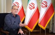 رئیس جمهور: ما نوکر مردم و در خدمت آنان هستیم