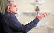 پزشکیان: هیچ مانع و مشکلی وجود ندارد که ما نتوانیم آن را حل کنیم