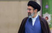 رهبر معظم انقلاب: روزهای سابق که دشمن آرزوی بازگشت به آن دارد، هیچگاه تکرار نمی‌شود